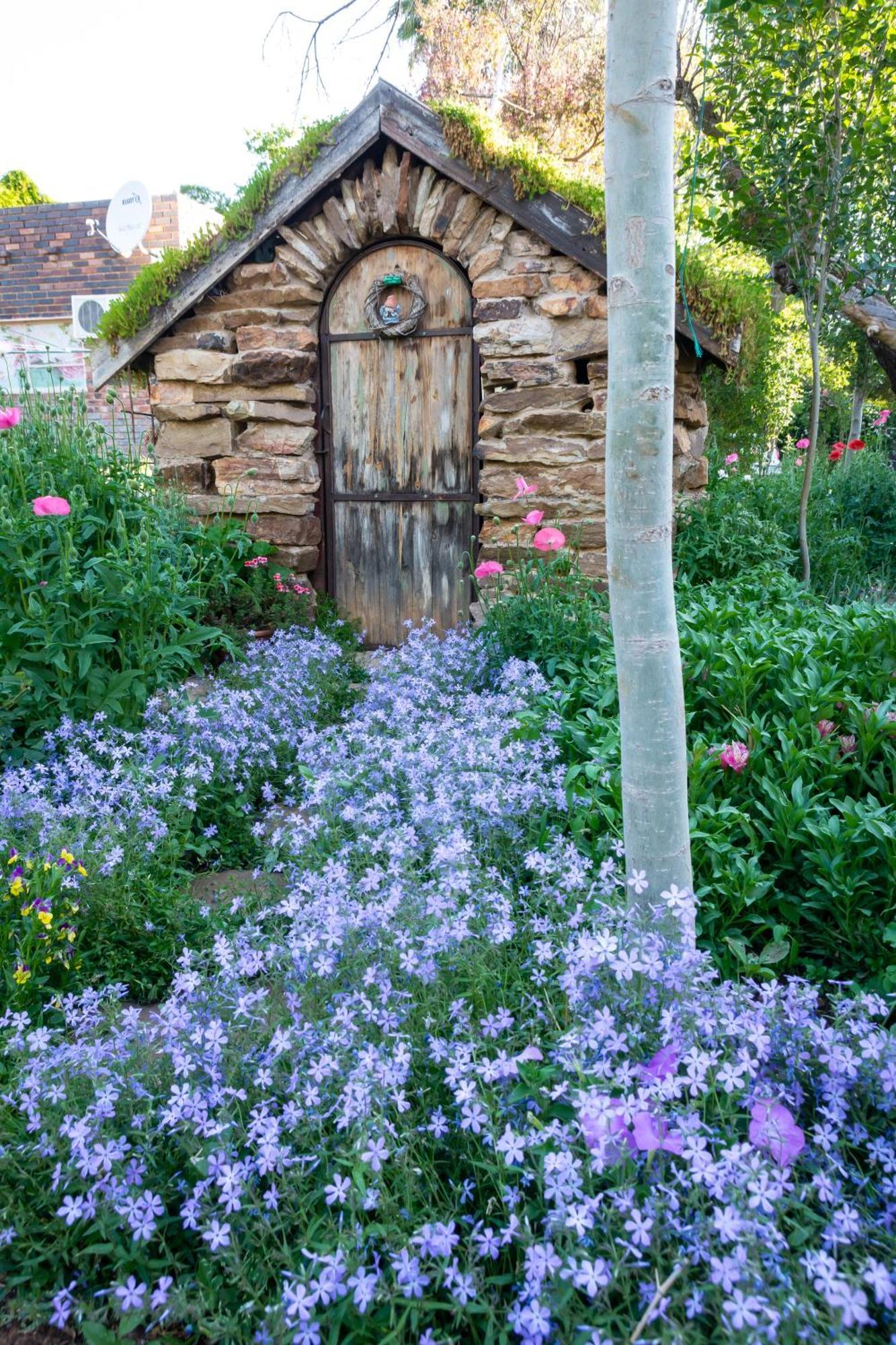 Mistique Waters Guesthouse Parys Exterior foto