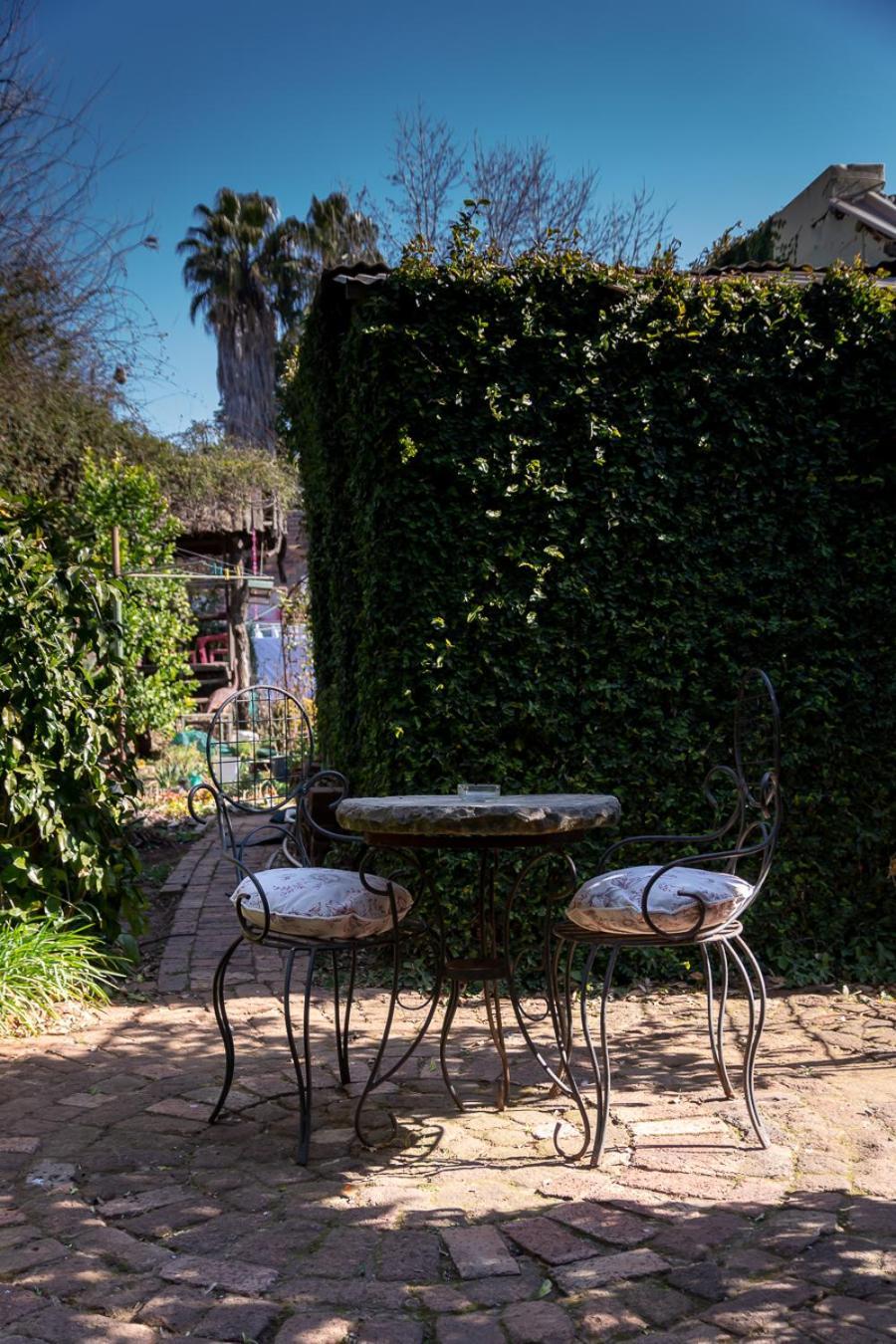 Mistique Waters Guesthouse Parys Exterior foto